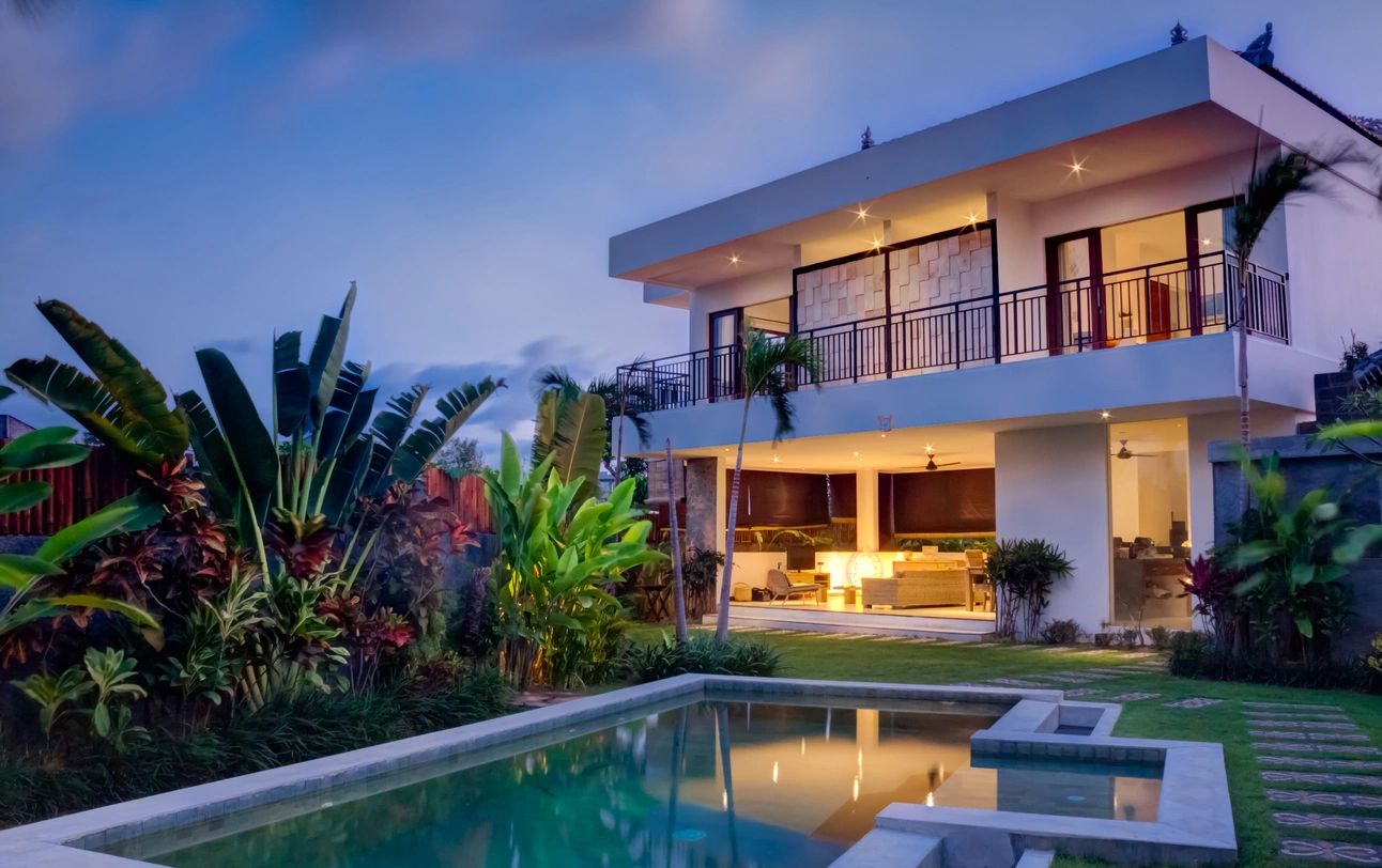 Cali Home with Pool
